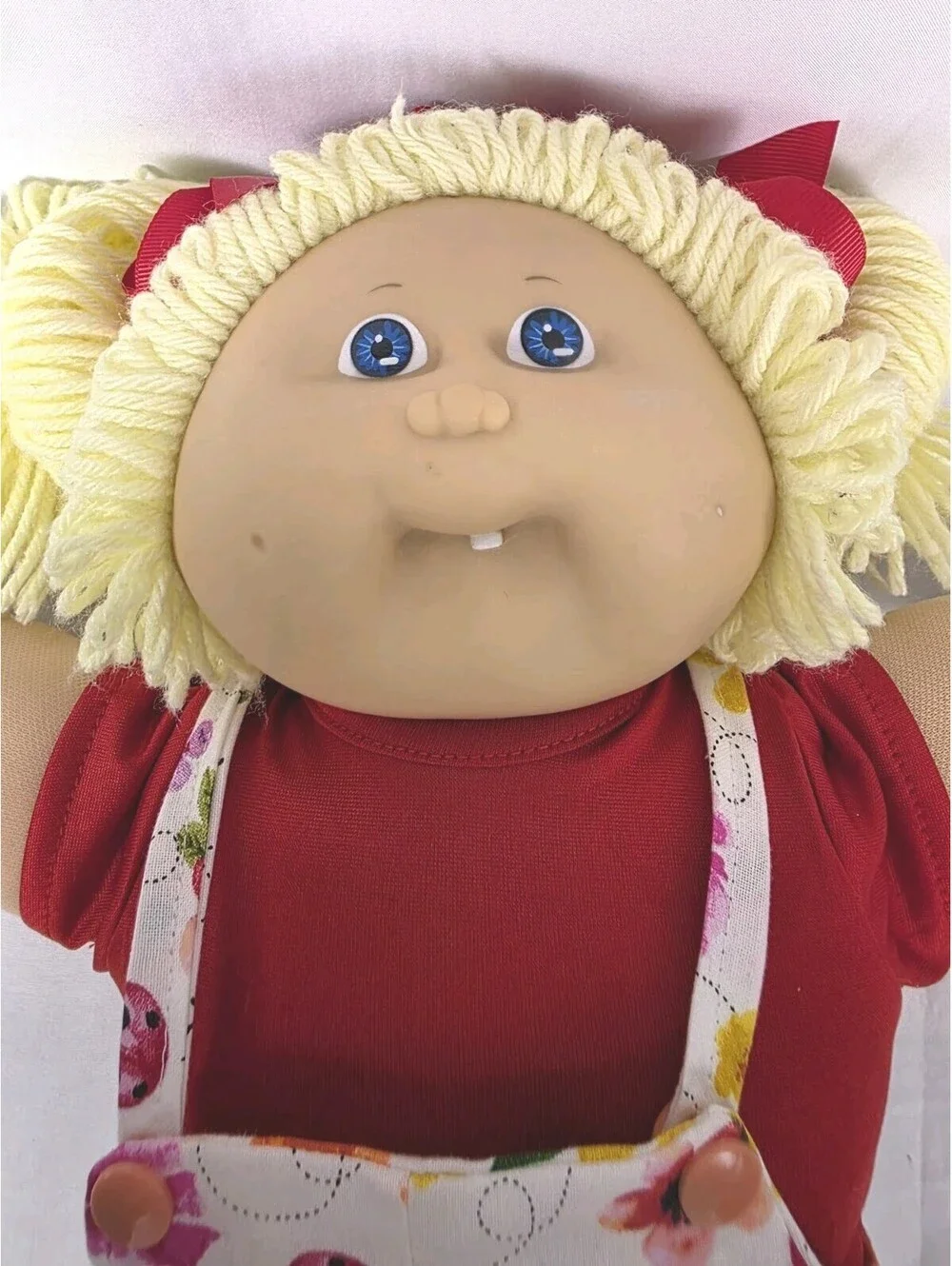 Vintage 1985 Coleco Cabbage Patch Kid Doll – Single Tooth Mold, Blonde Yarn Hair